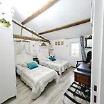 Le Manoir Lacustre Maison d'hôtes Queyrac