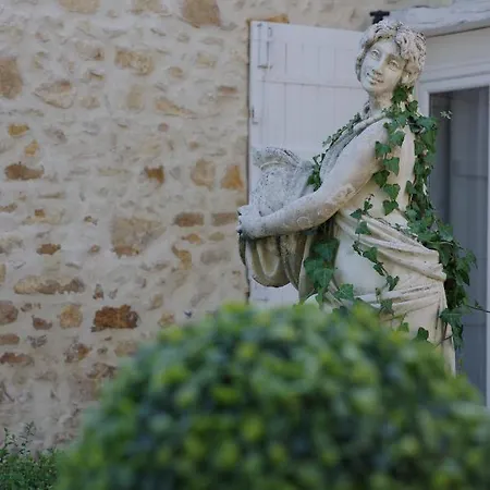 Le Manoir Lacustre Gæstehus