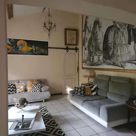 Gæstehus Le Manoir Lacustre 4*