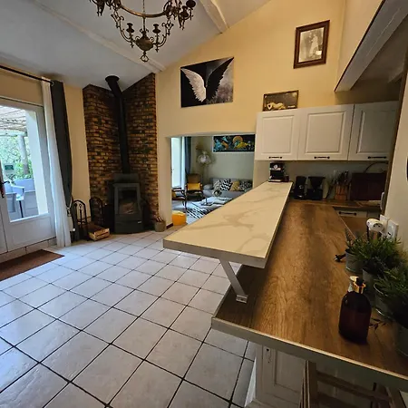 Le Manoir Lacustre Queyrac