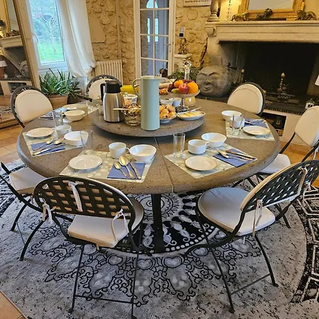 Le Manoir Lacustre Gæstehus Queyrac