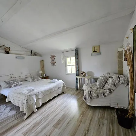 Gæstehus Le Manoir Lacustre Queyrac