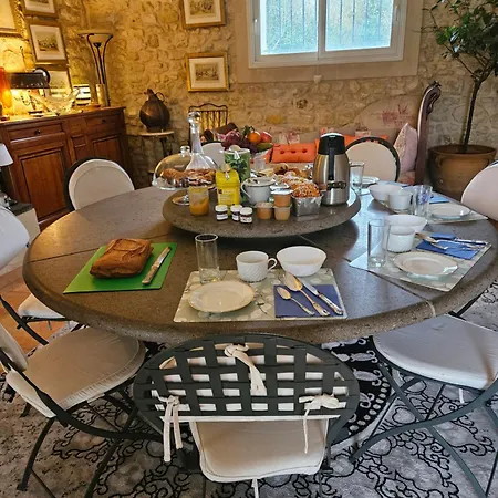 Le Manoir Lacustre 4*