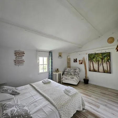 Le Manoir Lacustre