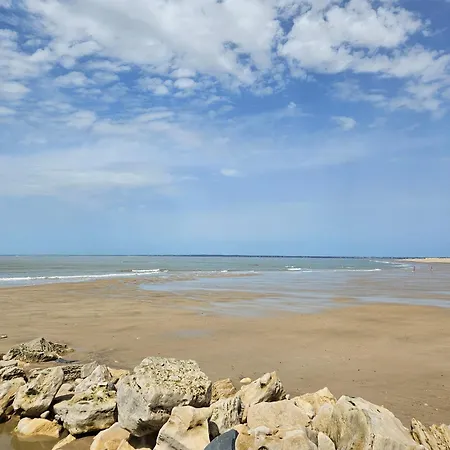 Le Manoir Lacustre Queyrac