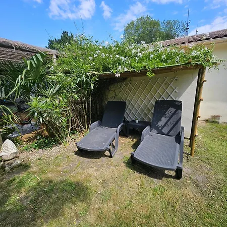 Gæstehus Le Manoir Lacustre 4*