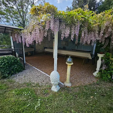 Le Manoir Lacustre Gæstehus Queyrac
