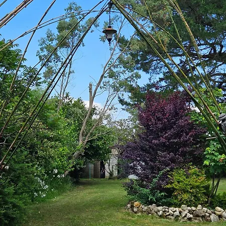 Le Manoir Lacustre 4*