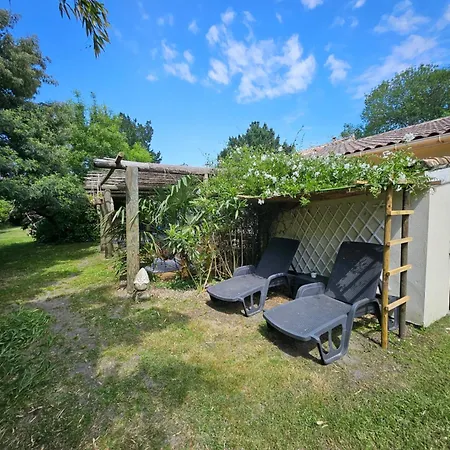 Le Manoir Lacustre Queyrac