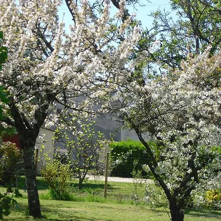 Le Manoir Lacustre