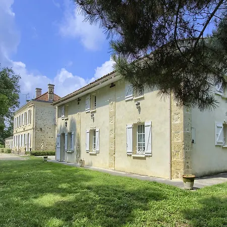 Le Manoir Lacustre 4*